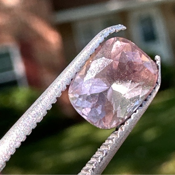 1.10 CTs Natural Unheated Pink Morganite Gemstone - Picture 3 of 17
